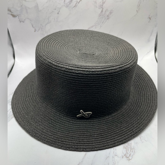 Betmar NY Vintage black brim hat.Excellent condition. 22” inch head measurement - Picture 1 of 5